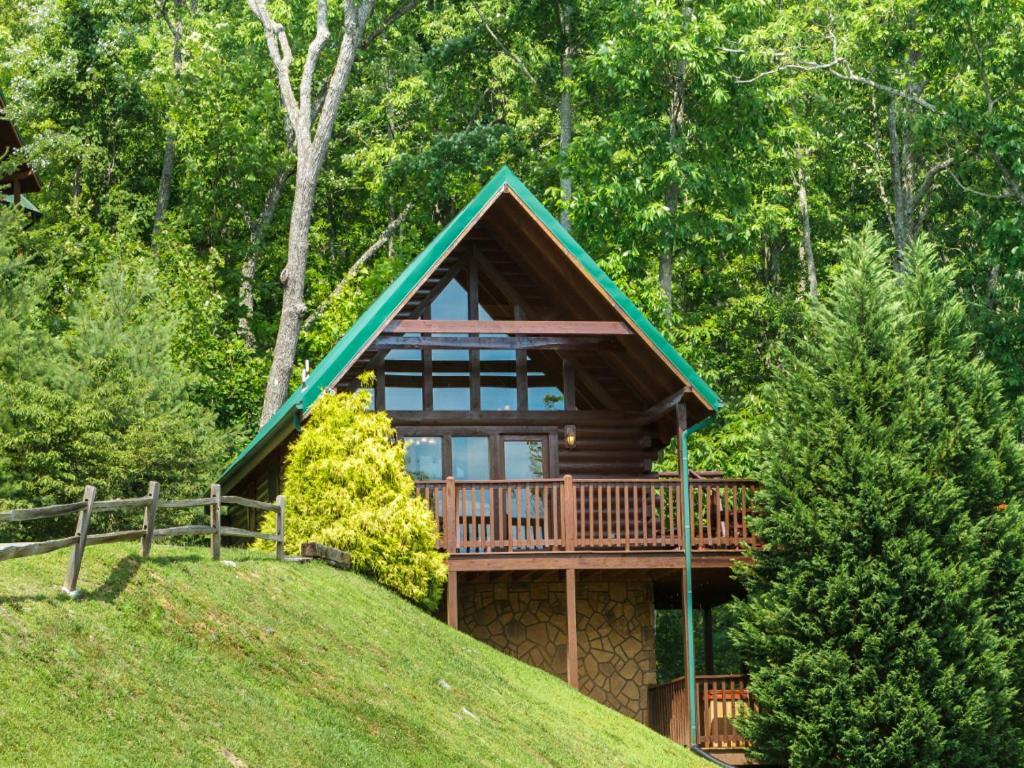Saddle Ridge Villa Гетлинбург Екстериор снимка